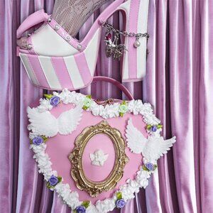 Delicate Daydream Cake Purse